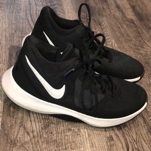 Basketball Nike shoes